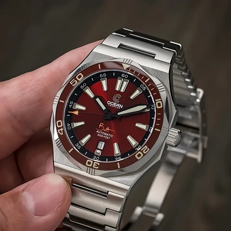 Ocean Crawler Bolt Red